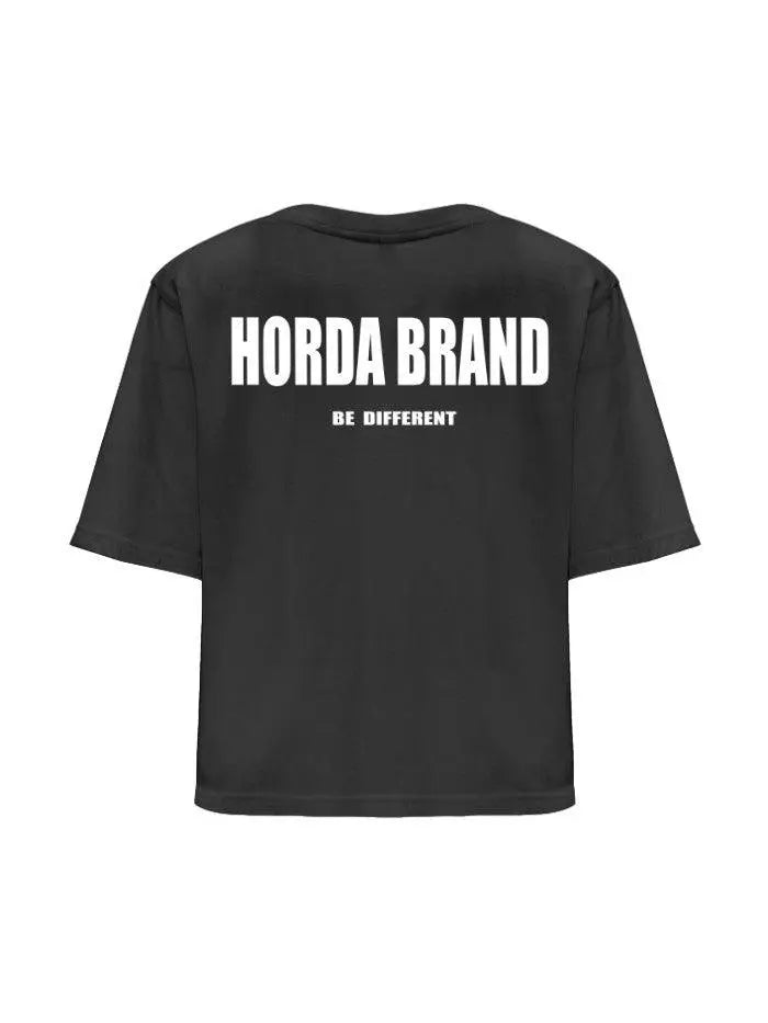 T-shirt con scrte tipografiche di storia del mondo di storia nera