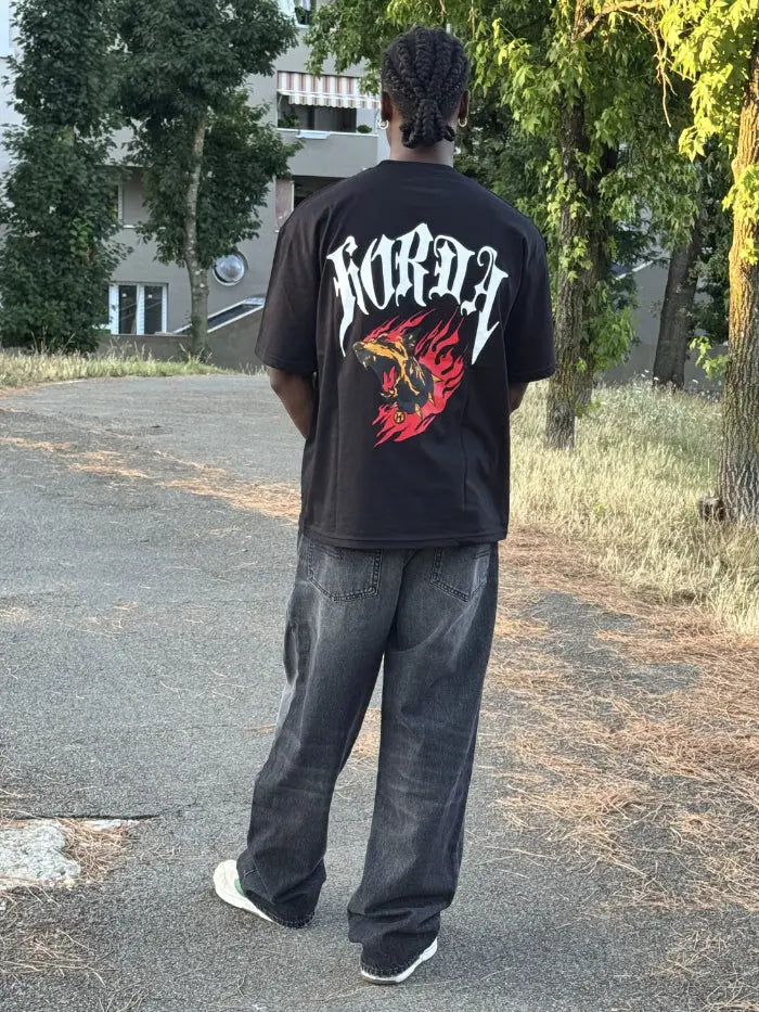T-shirt boxy fit shirt nera 100% cotone Gotic Flame Horda Brand Streetwear