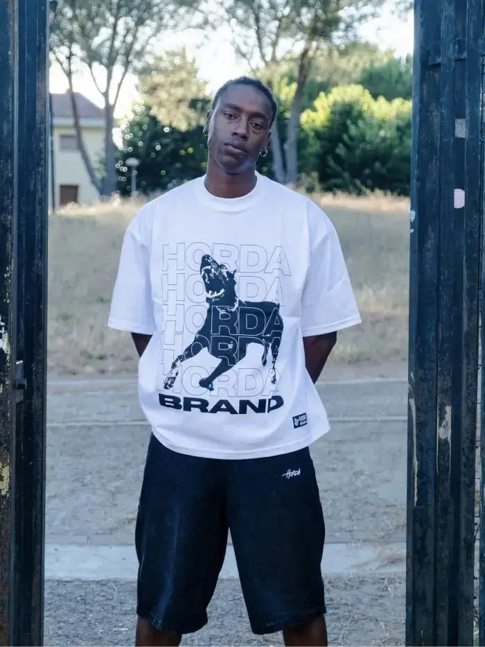 Magliette-Boxy-Fit-Il-Trend-Streetwear-che-Impazza HordaBrand