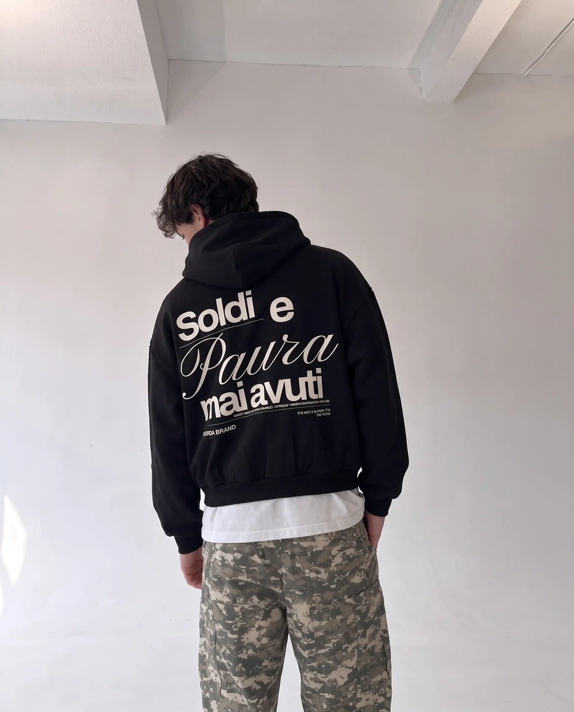 Felpa Oversize Nera 330g No Fear Boxy Fit Made in Italy | Horda Horda