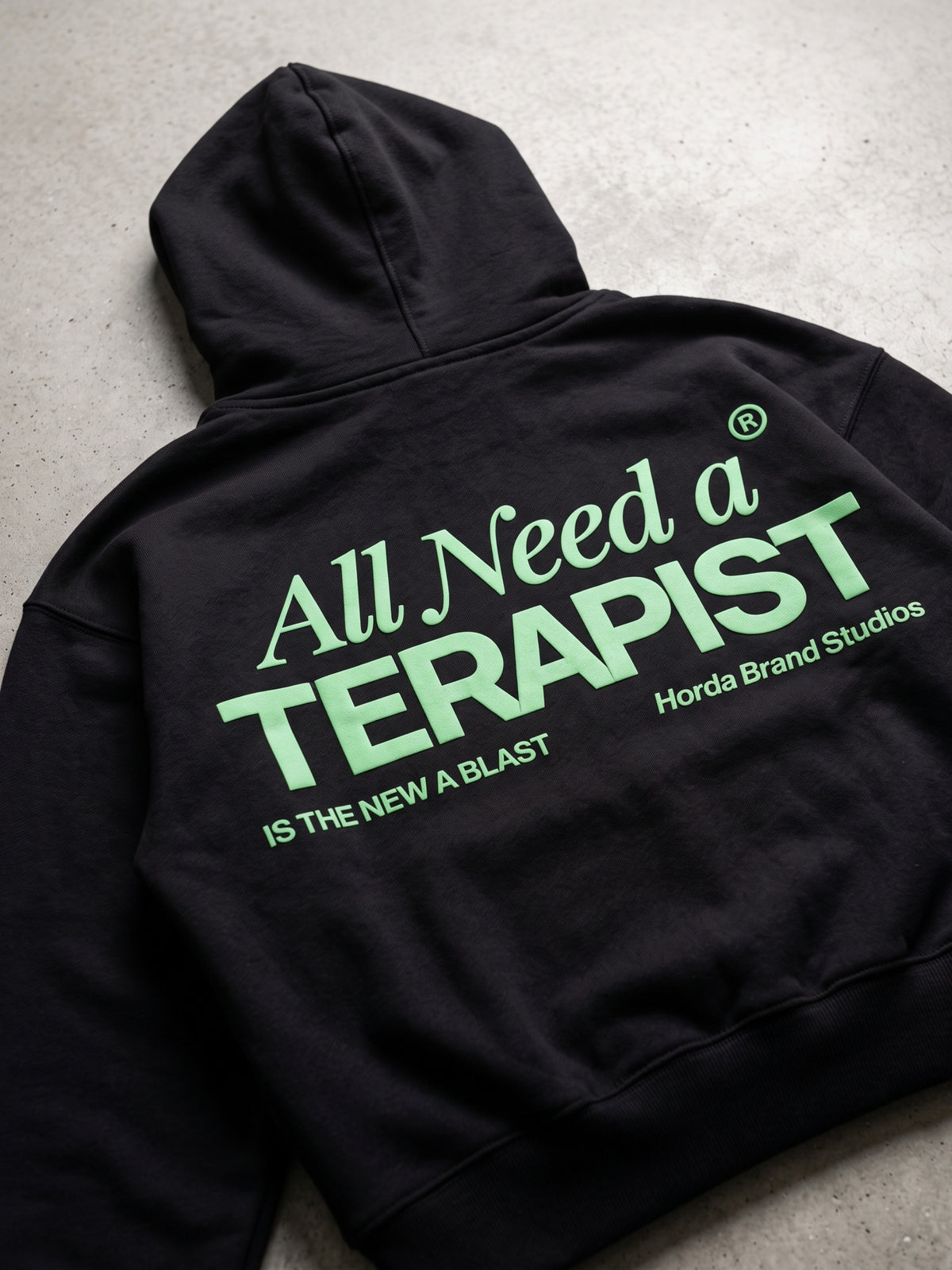 Felpa con Cappuccio Nera Oversize Terapist 330g