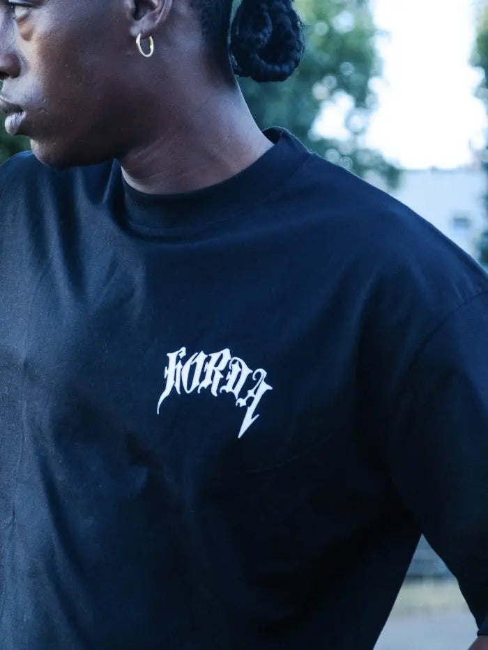 T-shirt boxy fit shirt nera 100% cotone Gotic Flame Horda Brand Streetwear