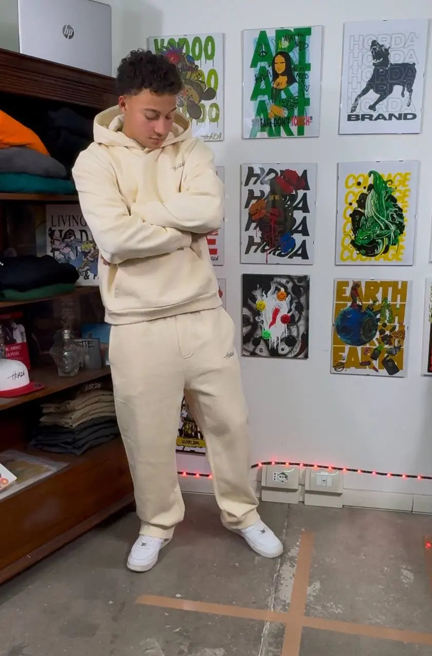 Tuta Baggy Fit completa in 100 % cotone colore Crema Horda Brand Streetwear