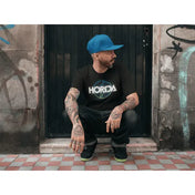 Streetwear Horda: l'essenza della cultura urbana in ogni dettaglio. Design originali, materiali di alta qualità e dettagli unici per un look che esprime la tua personalità. Scopri la collezione!